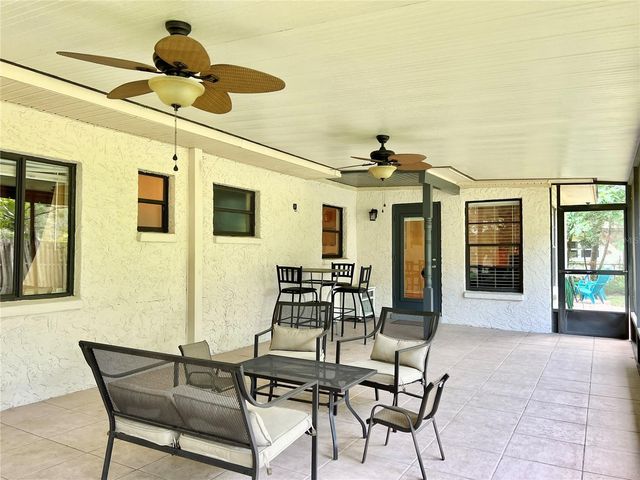 110 GLEN RIDGE AVENUE, Temple Terrace, FL 33617