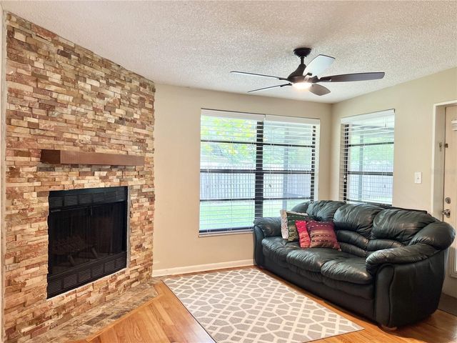 110 GLEN RIDGE AVENUE, Temple Terrace, FL 33617