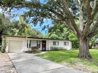 110 GLEN RIDGE AVENUE, Temple Terrace, FL 33617