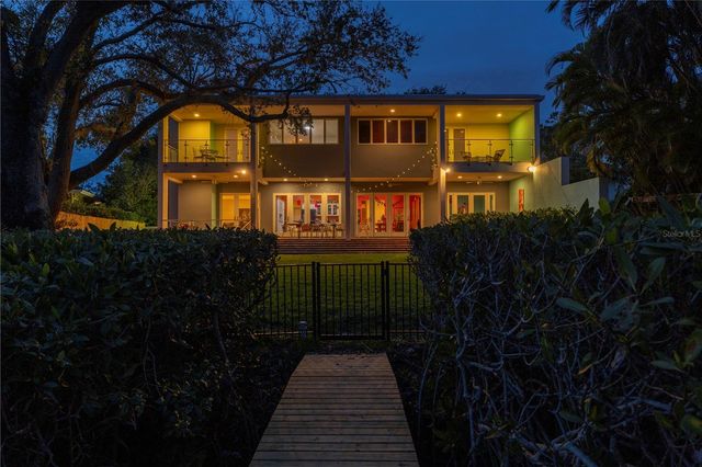 838 MONTEREY BOULEVARD NE, St Petersburg, FL 33704