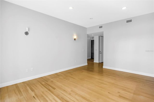 838 MONTEREY BOULEVARD NE, St Petersburg, FL 33704