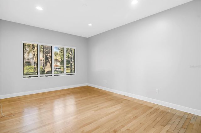 838 MONTEREY BOULEVARD NE, St Petersburg, FL 33704