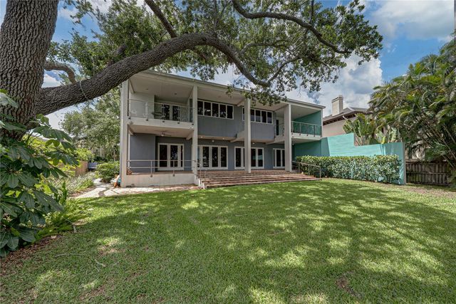838 MONTEREY BOULEVARD NE, St Petersburg, FL 33704