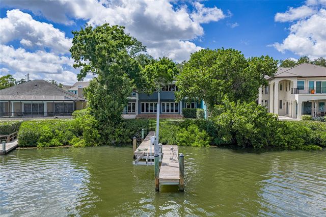 838 MONTEREY BOULEVARD NE, St Petersburg, FL 33704