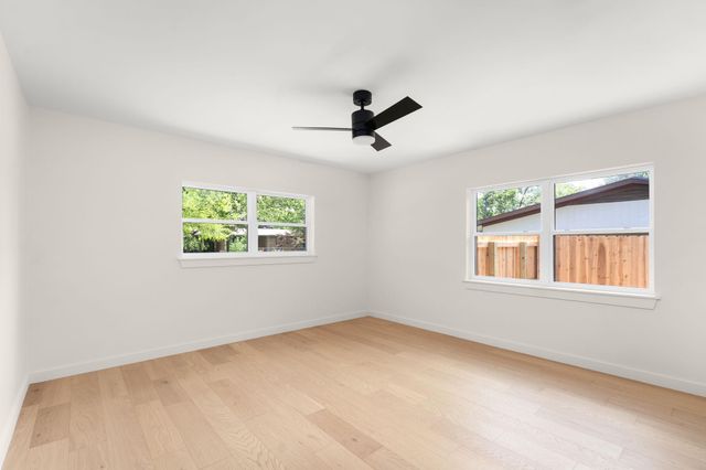 1405 Ridgehaven DR, Austin, TX 78723