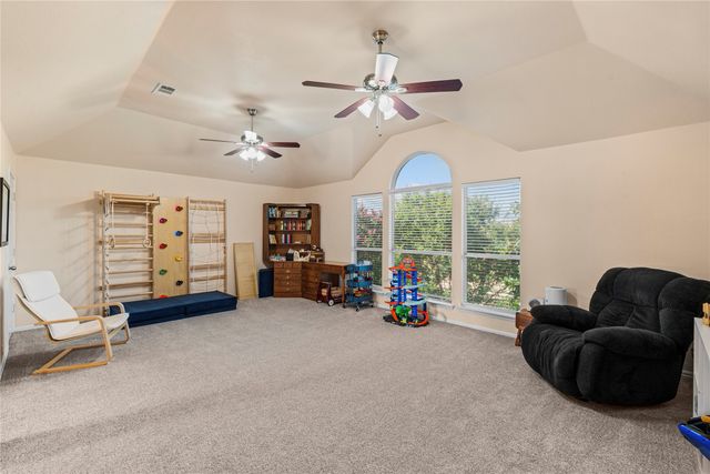 8102 Yucatan Court, Arlington, TX 76002
