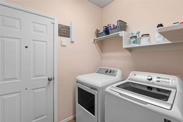 8102 Yucatan Court, Arlington, TX 76002