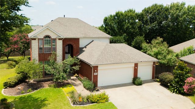 8102 Yucatan Court, Arlington, TX 76002