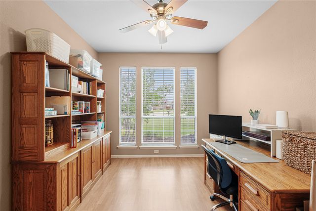 8102 Yucatan Court, Arlington, TX 76002