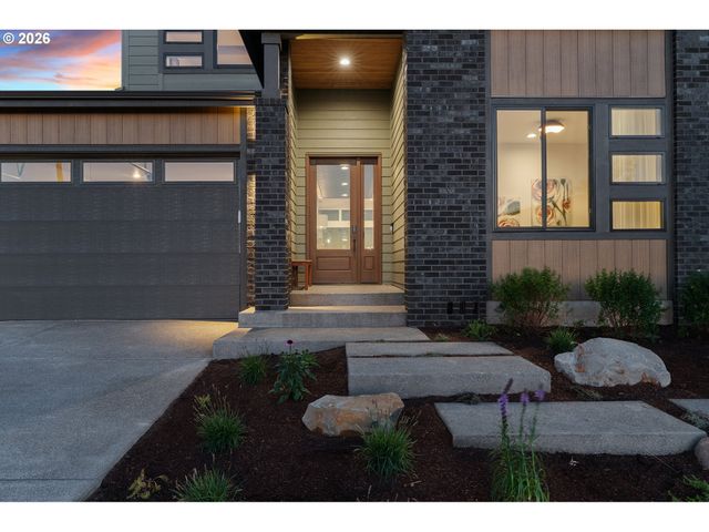 14986 Jennetten Way, Oregon City, OR 97045