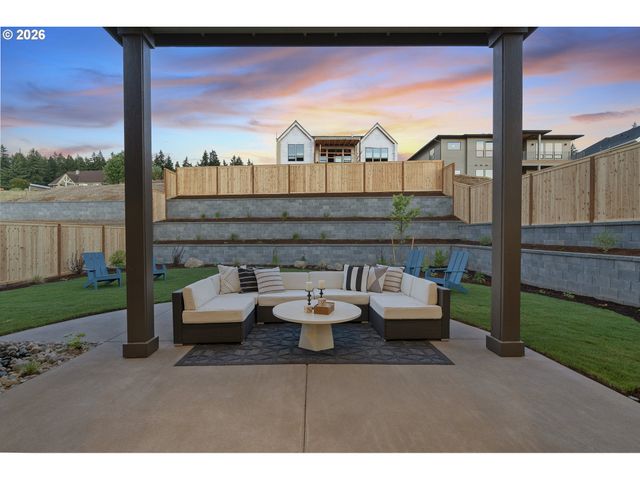 14986 Jennetten Way, Oregon City, OR 97045