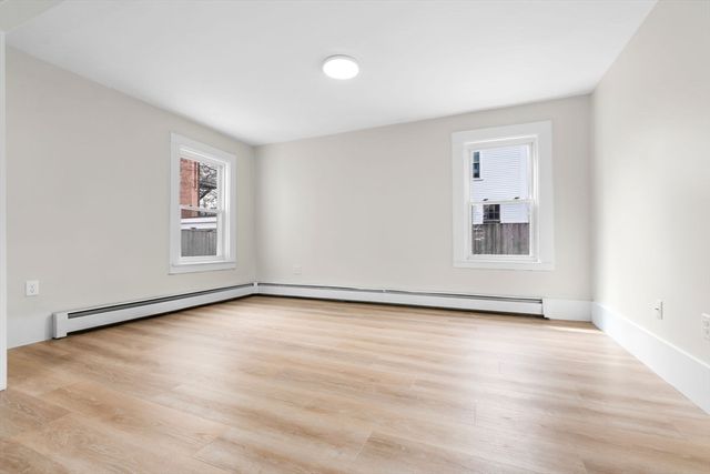 2 Perkins Street, Amesbury, MA 01913