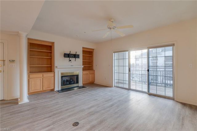 1268 Laskin Rd Apt 202, Virginia Beach, VA 23451