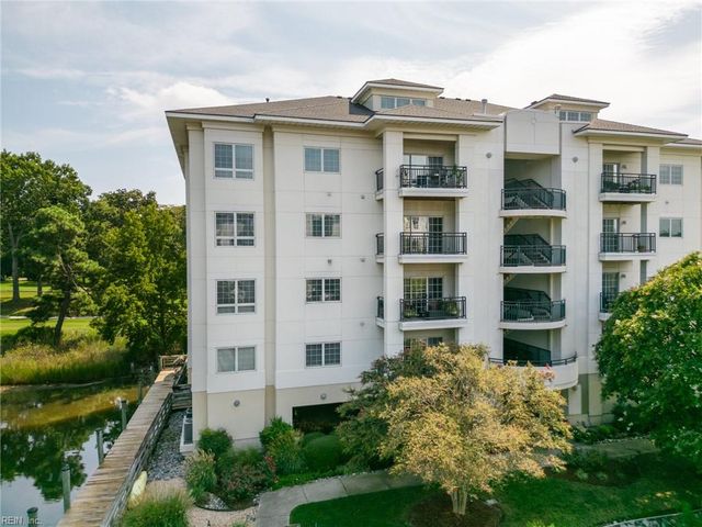 1268 Laskin Rd Apt 202, Virginia Beach, VA 23451