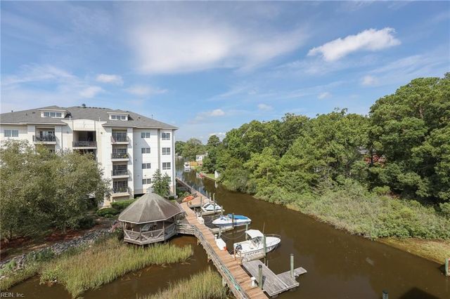 1268 Laskin Rd Apt 202, Virginia Beach, VA 23451