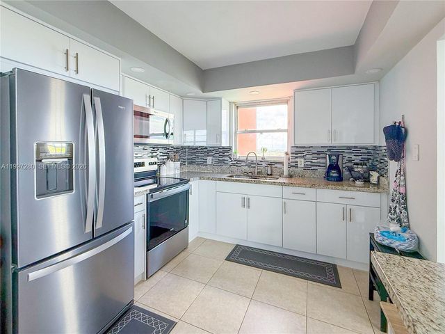 1301 NE Miami Gardens Drive 1406W, Miami, FL 33179