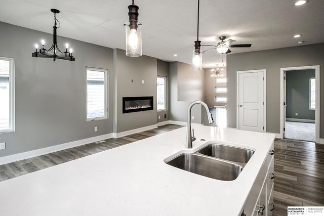 400 N Allen Street, Bennington, NE 68007