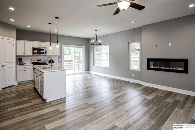 400 N Allen Street, Bennington, NE 68007