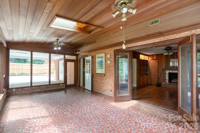 5511 Robinhood Road, Charlotte, NC 28211