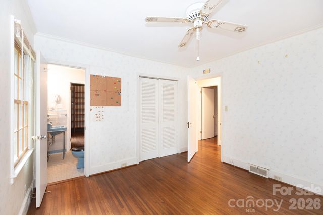 5511 Robinhood Road, Charlotte, NC 28211