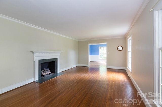 5511 Robinhood Road, Charlotte, NC 28211
