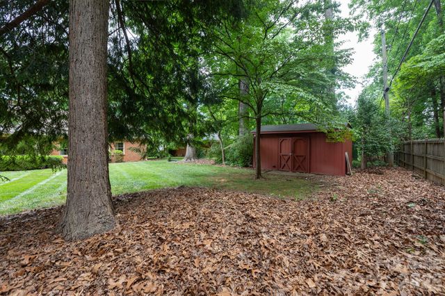 5511 Robinhood Road, Charlotte, NC 28211