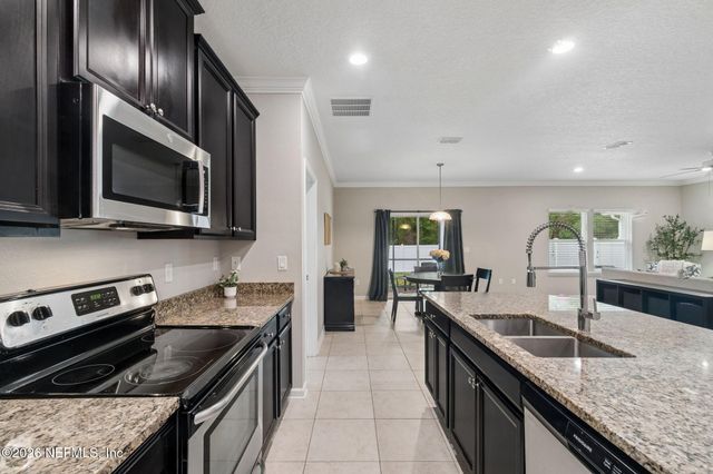 16156 BLOSSOM LAKE Drive, Jacksonville, FL 32218