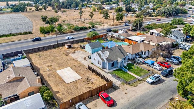 1645 Victoria Dr, Modesto, CA 95351