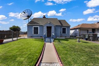 1645 Victoria Dr, Modesto, CA 95351