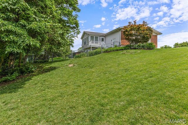1760 Westview Drive, Imperial, MO 63052