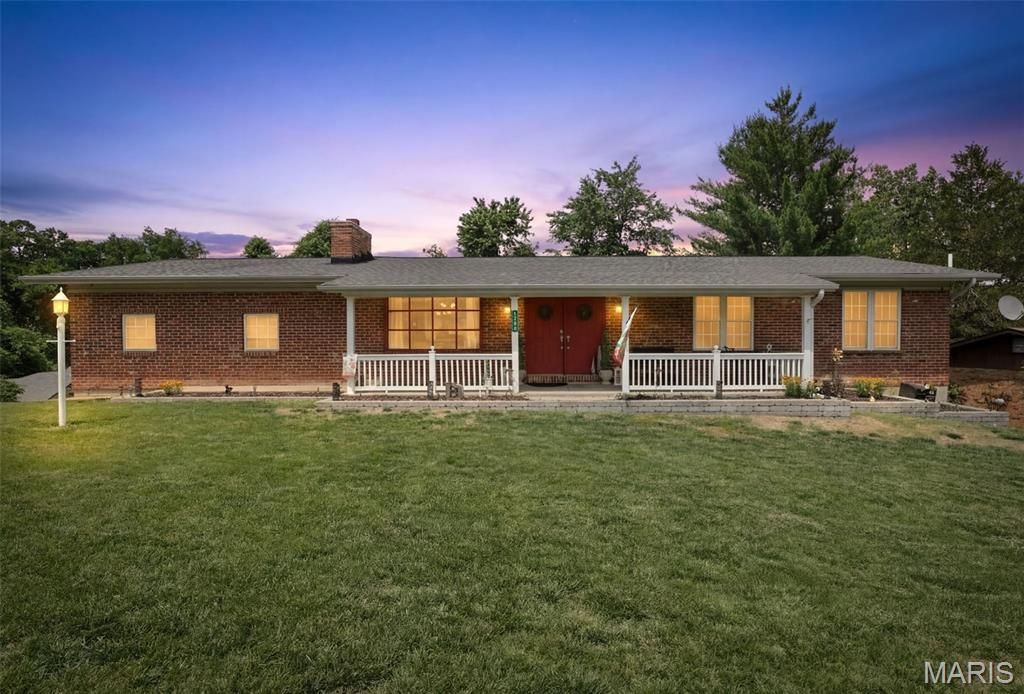 1760 Westview Drive, Imperial, MO 63052