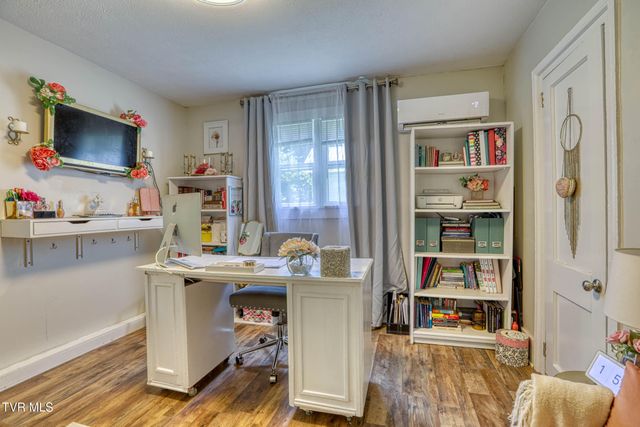 430 East Mckinney Avenue, Rogersville, TN 37857