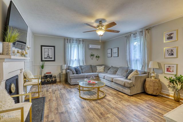 430 East Mckinney Avenue, Rogersville, TN 37857