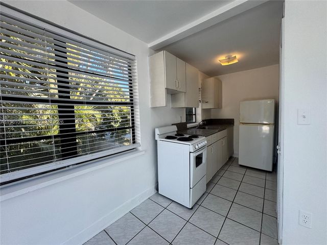 2633 SW 34th Ave, Miami, FL 33133