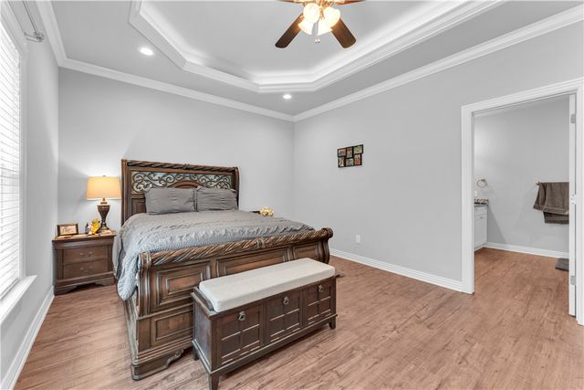 1441 Colonel Mcneil Drive, Prairie Grove, AR 72753