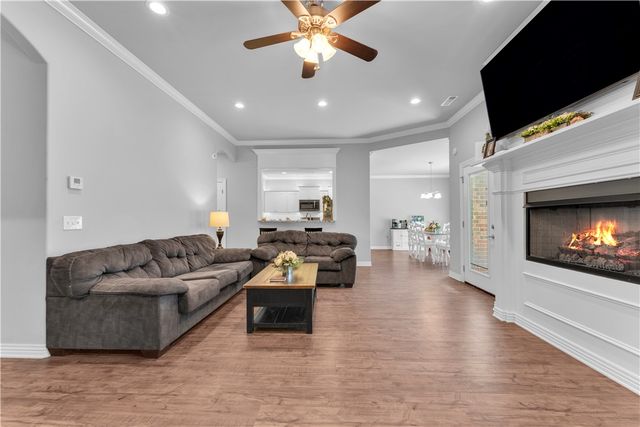 1441 Colonel Mcneil Drive, Prairie Grove, AR 72753