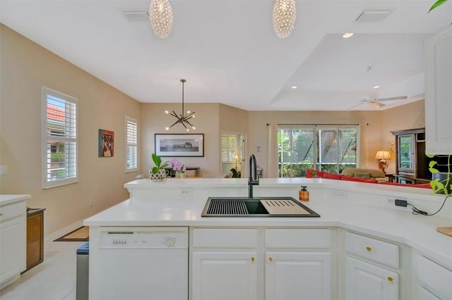 6271 STURBRIDGE COURT, Sarasota, FL 34238