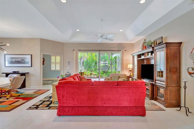 6271 STURBRIDGE COURT, Sarasota, FL 34238