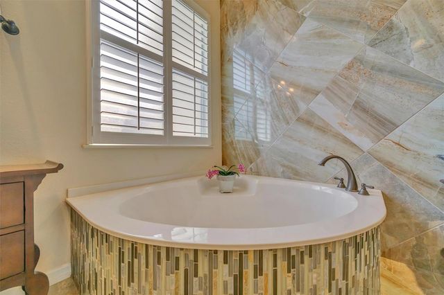 6271 STURBRIDGE COURT, Sarasota, FL 34238