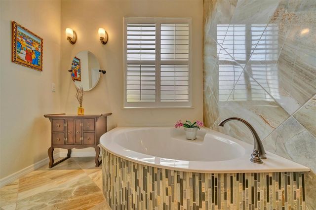 6271 STURBRIDGE COURT, Sarasota, FL 34238