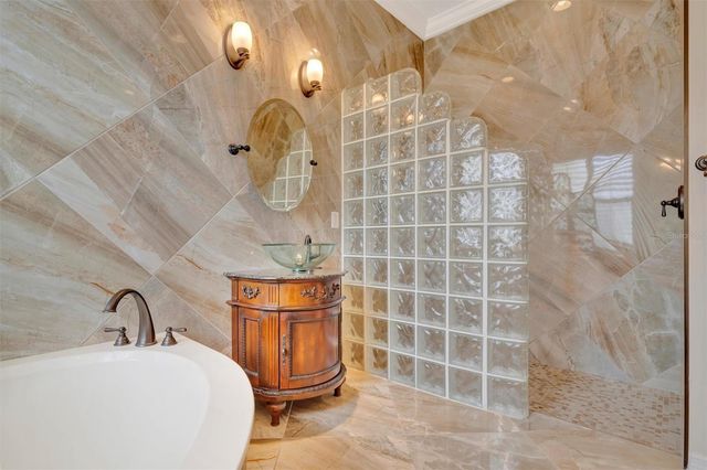 6271 STURBRIDGE COURT, Sarasota, FL 34238