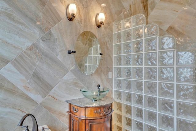 6271 STURBRIDGE COURT, Sarasota, FL 34238