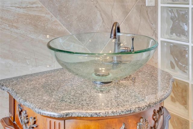 6271 STURBRIDGE COURT, Sarasota, FL 34238