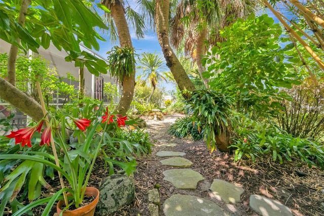 6271 STURBRIDGE COURT, Sarasota, FL 34238