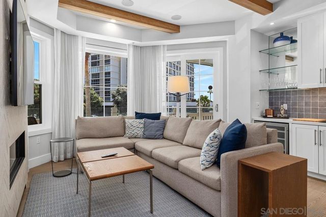 1500 Orange Ave Residence 35, Coronado, CA 92118