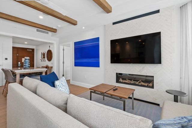 1500 Orange Ave Residence 35, Coronado, CA 92118