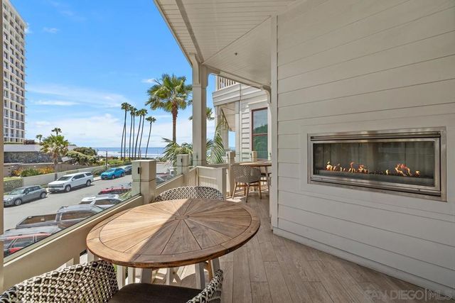 1500 Orange Ave Residence 35, Coronado, CA 92118