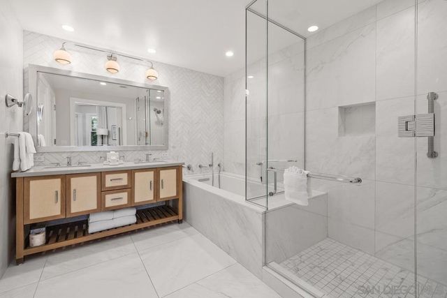 1500 Orange Ave Residence 35, Coronado, CA 92118