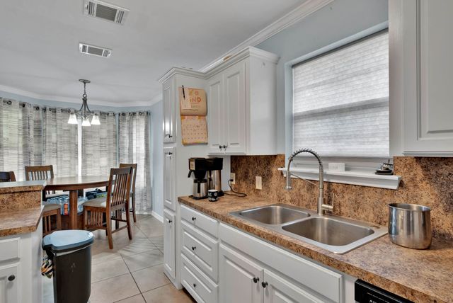 621 Alex Way, Haughton, LA 71037