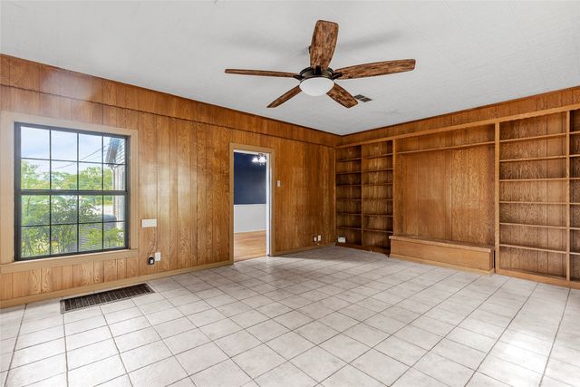 6304 Joe Ramsey Boulevard E, Greenville, TX 75402